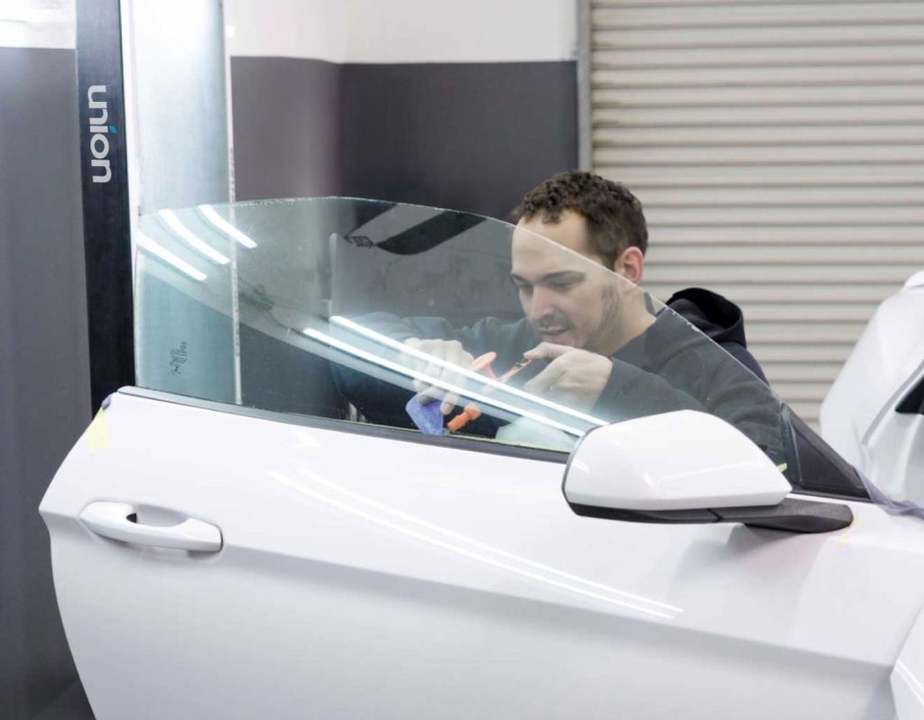 A Yuba City window tinting expert